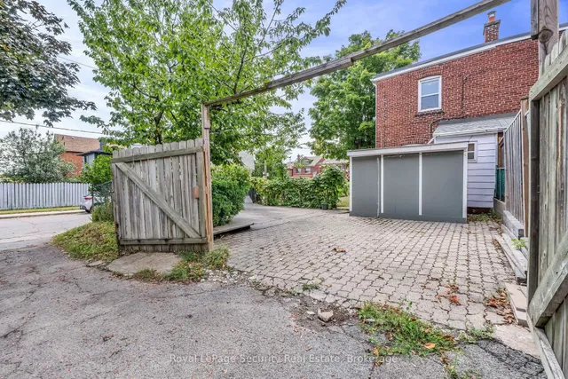 Additional image 40 of 427 Glenholme Ave