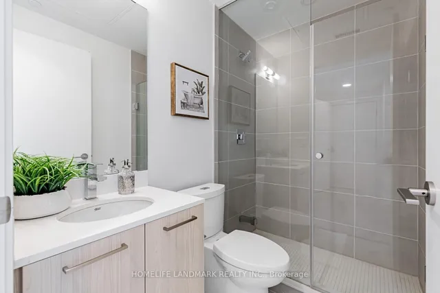 Additional image 15 of 65 Mutual St Unit 2501