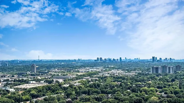 Additional image 21 of 115 Mcmahon Dr Unit 3707