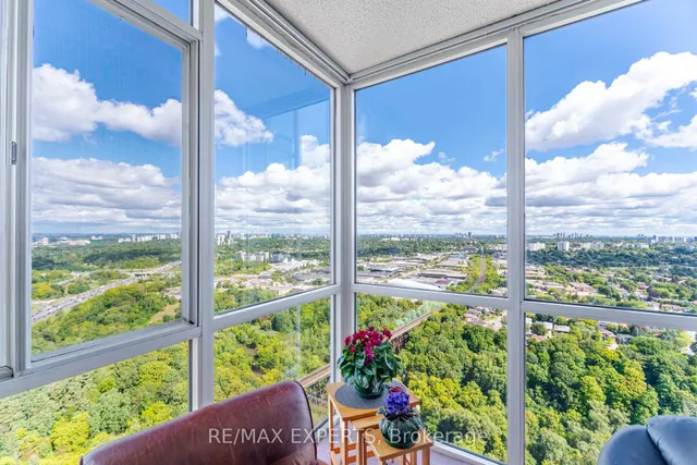 Additional image 19 of 7 Concorde Pl Unit 3610