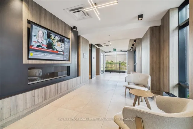 Additional image 4 of 335 WHEAT BOOM Dr Unit 2001