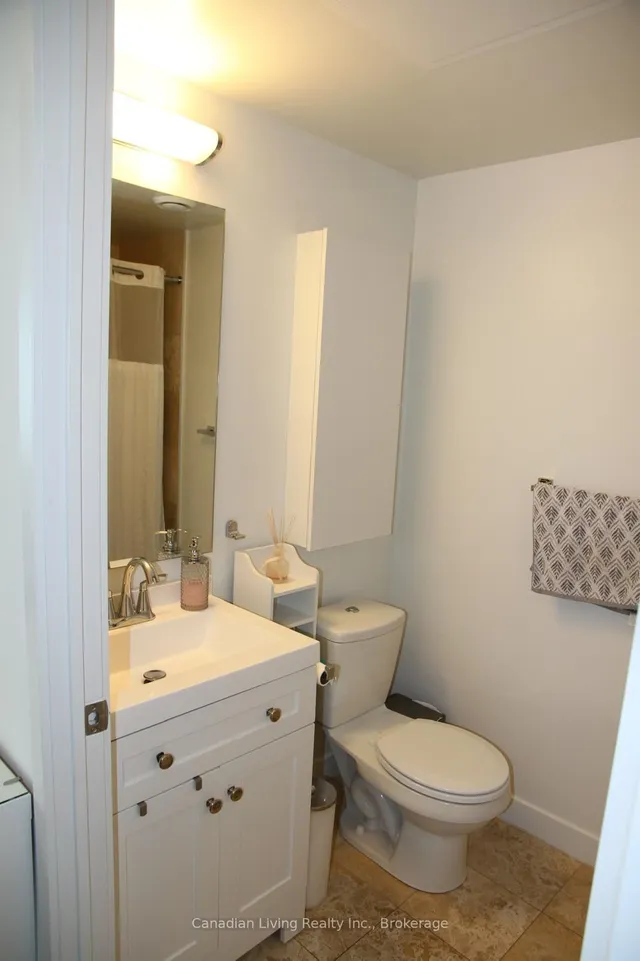 Additional image 17 of 12 York St Unit 5501