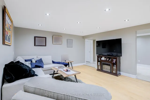 Additional image 28 of 39 Treeline Blvd