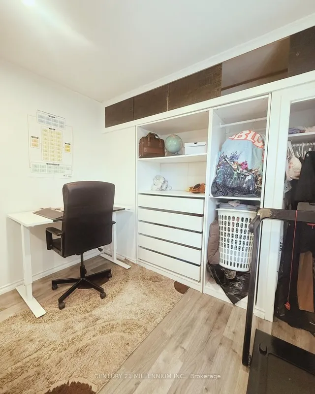 Additional image 13 of 237 Balsam Ave