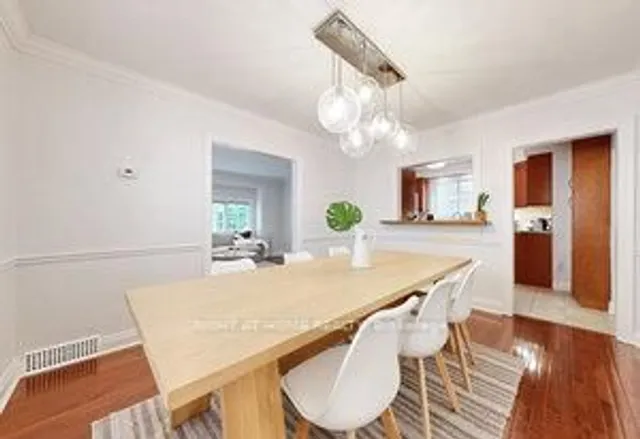 Additional image 12 of 66 CLIVEDEN Ave