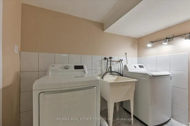 Additional image 39 of 1091 Windbrook Grve