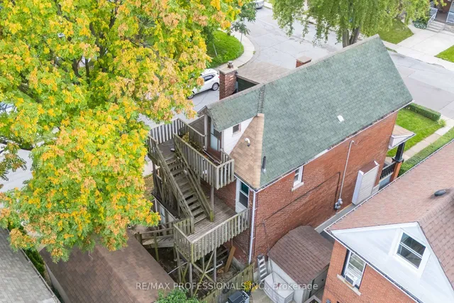 Additional image 30 of 129 Balsam Ave