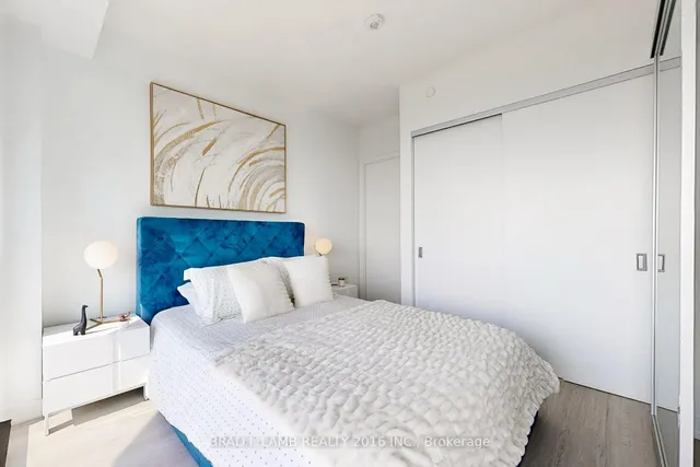 Additional image 12 of 195 McCaul St Unit 1501