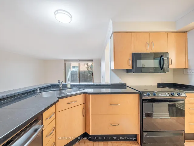 Additional image 8 of 212 St. George St Unit 106