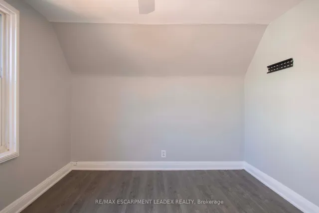 Additional image 28 of 22 Nancy St