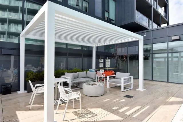 Additional image 41 of 3200 Dakota Common Unit B1006