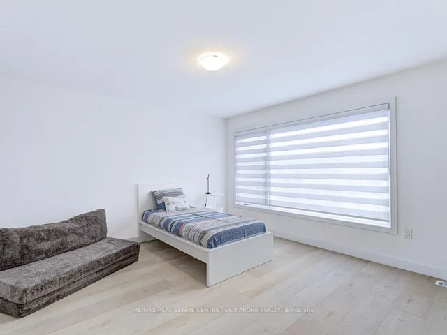 Additional image 31 of 171 Klein Circ