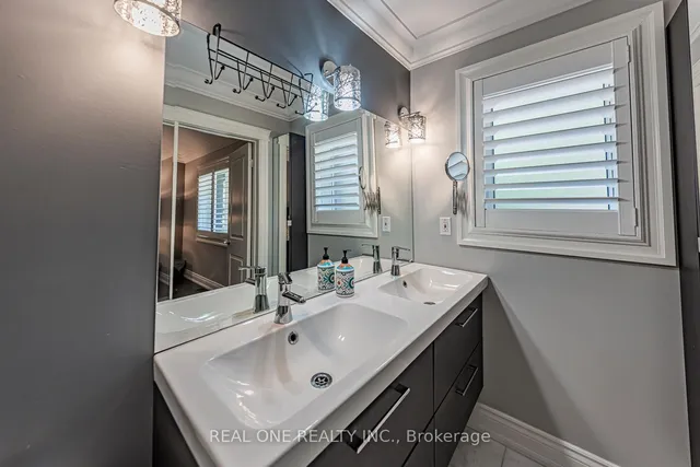 Additional image 27 of 1 Manorpark Crt