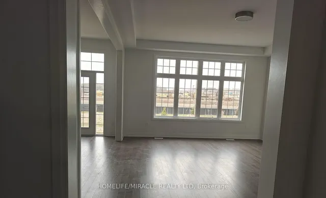 Additional image 17 of 1348 Aymond Cres