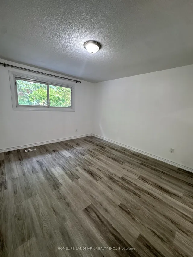 Additional image 14 of 104 Loganberry Cres