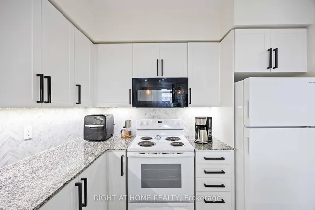 Additional image 33 of 1060 Sheppard Ave Unit 1521