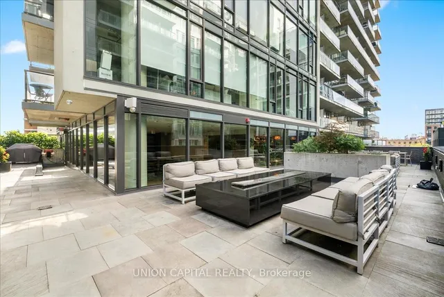 Additional image 21 of 111 Bathurst St Unit 505