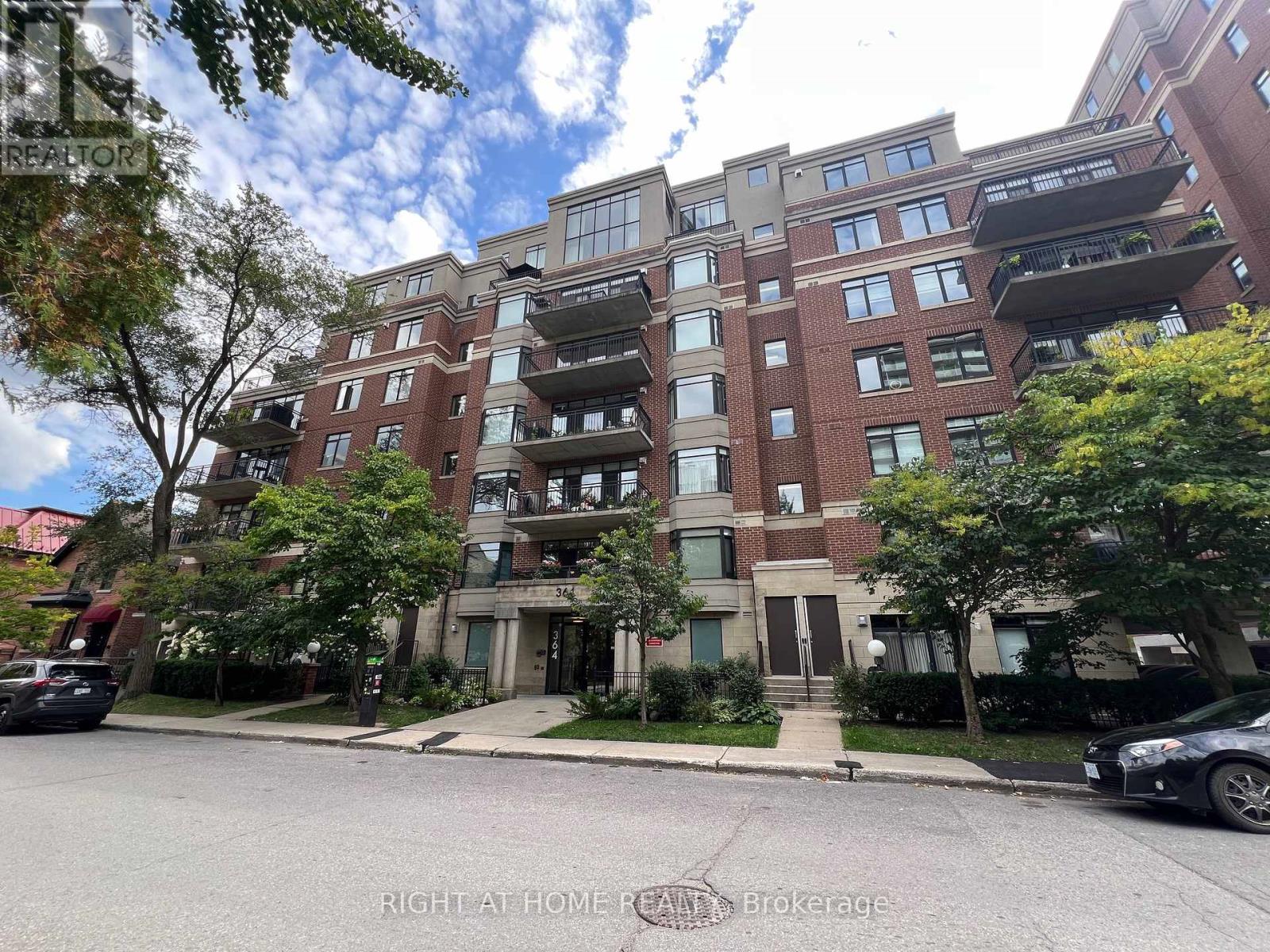504 - 364 COOPER STREET|Ottawa, Ontario K2P2P3