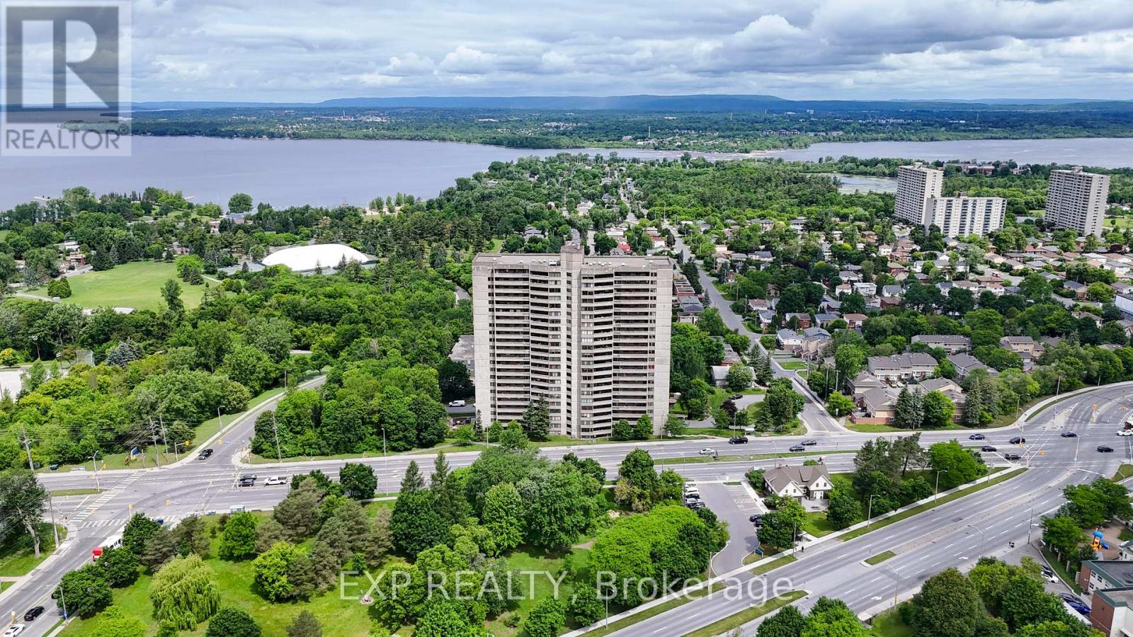 1301 - 415 GREENVIEW AVENUE|Ottawa, Ontario K2B8G5
