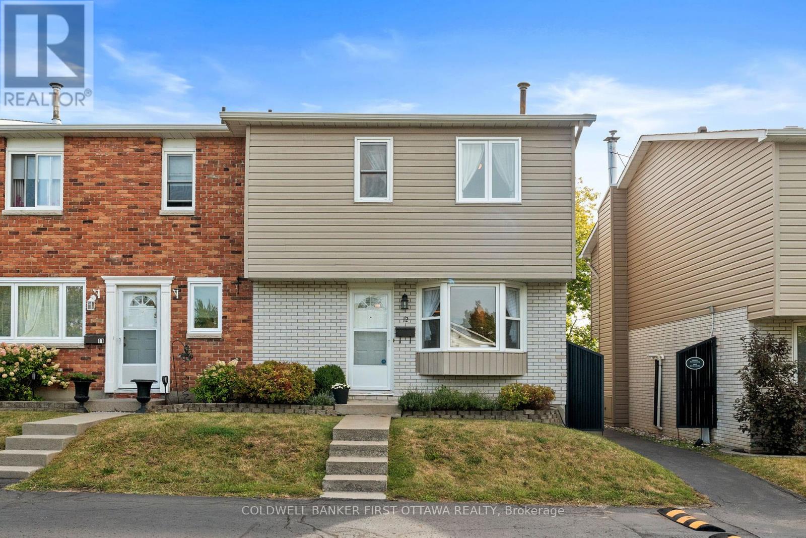 12 - 550 STRABY AVENUE|Ottawa, Ontario K1K1H1