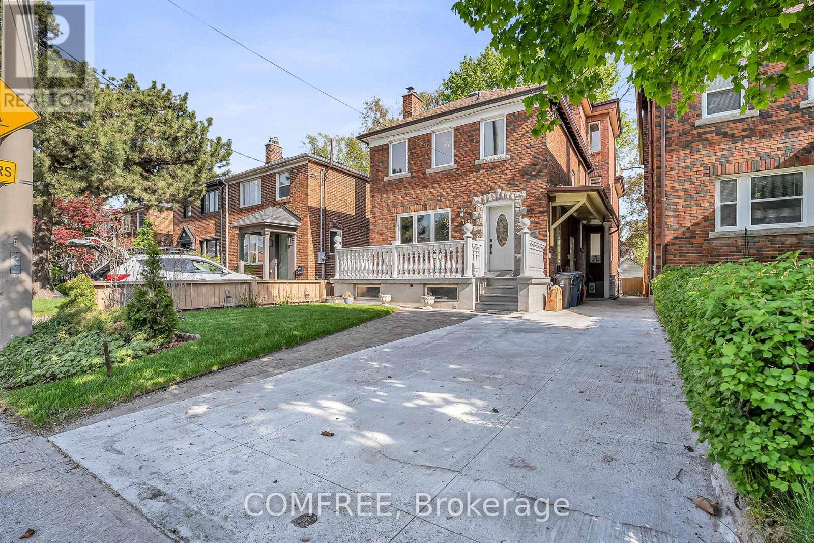 759 EGLINTON AVENUE E|Toronto (Leaside), Ontario M4G2K8