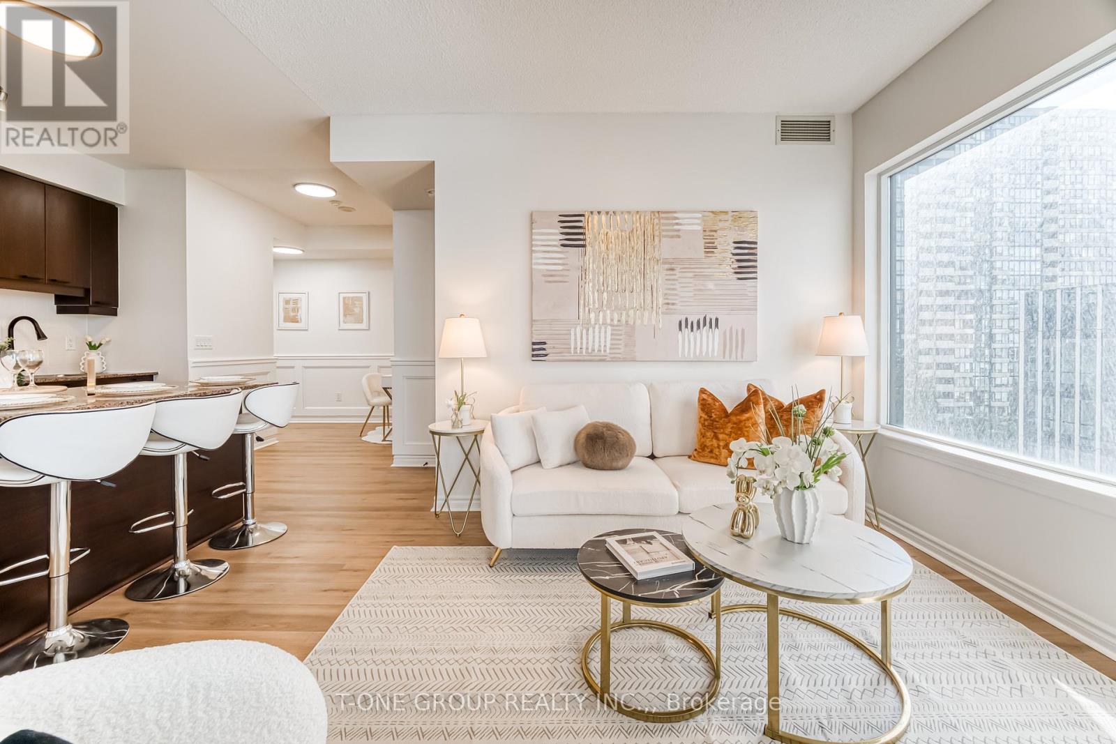 Property image for 702 - 385 PRINCE OF WALES DRIVE|Mississauga (City Centre), Ontario L5B0C6