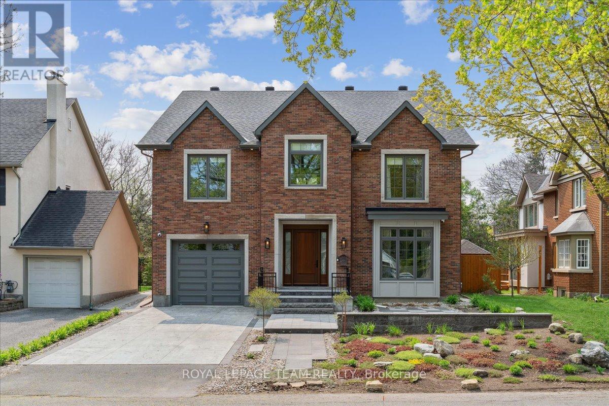 506 PICCADILLY AVENUE|Ottawa, Ontario K1Y0H8