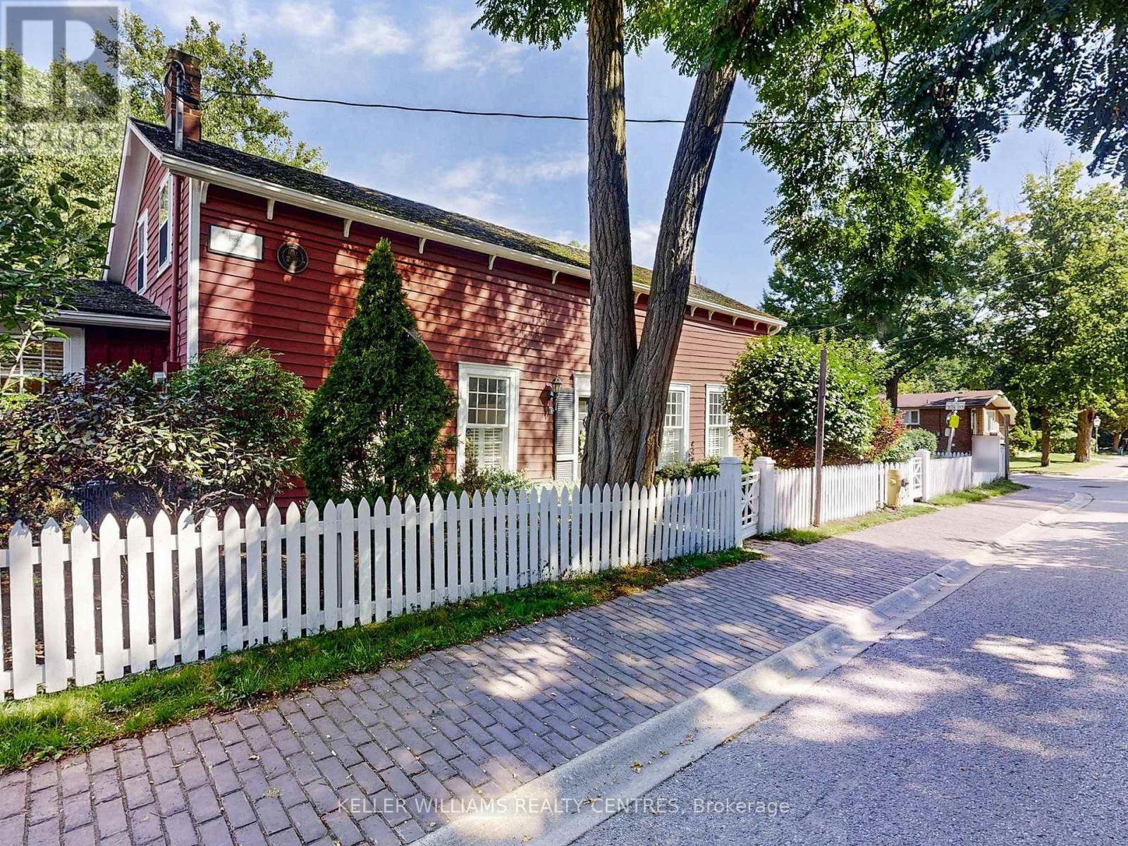 Property image for 14 COLBORNE STREET|Markham (Thornhill), Ontario L3T1Z6