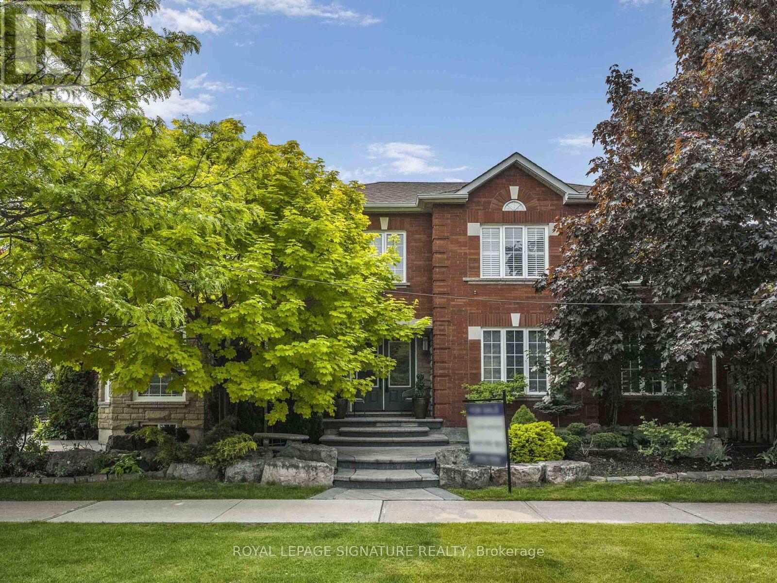 Property image for 6412 NEWCOMBE DRIVE|Mississauga (East Credit), Ontario L5V2H9