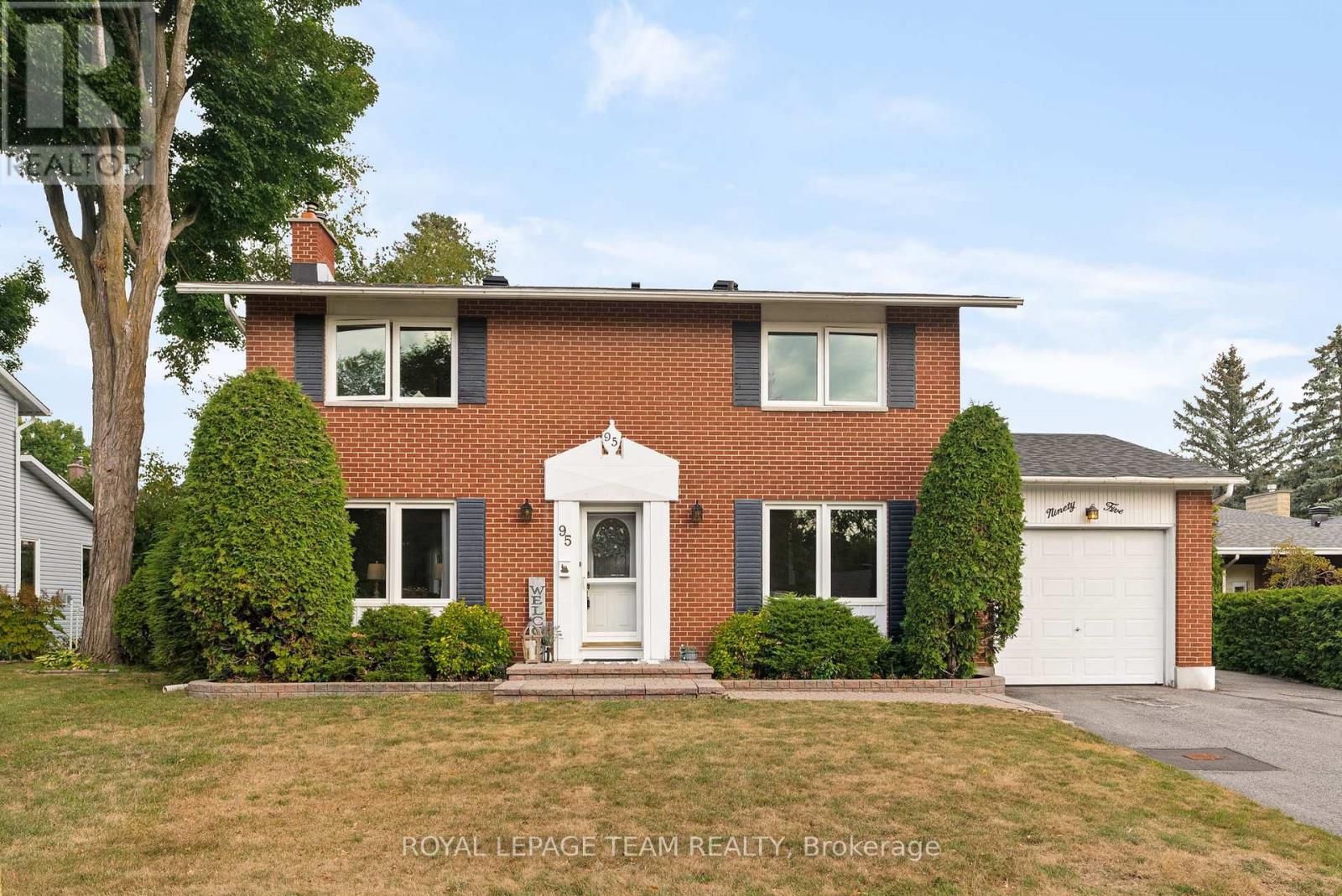 95 COBURN AVENUE|Ottawa, Ontario K2L1G4