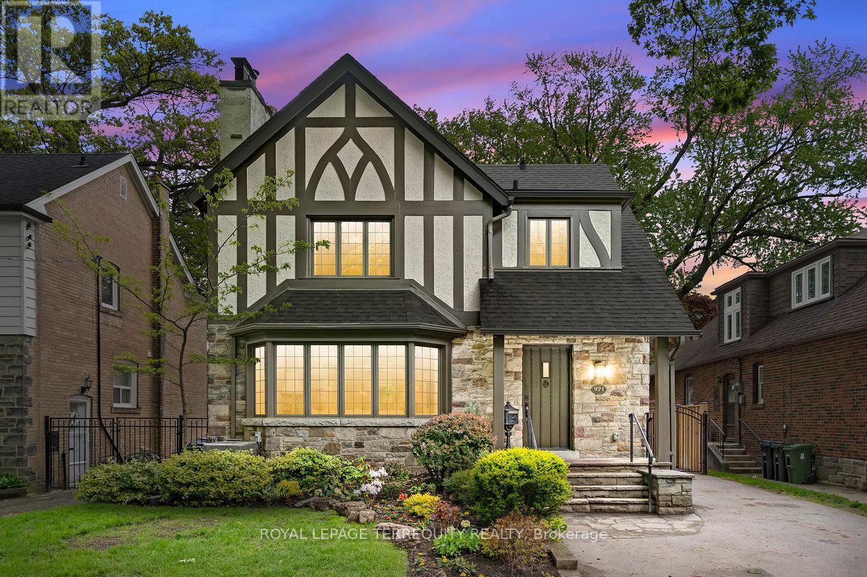 Property image for 971 ROYAL YORK ROAD|Toronto (Kingsway South), Ontario M8X2E8