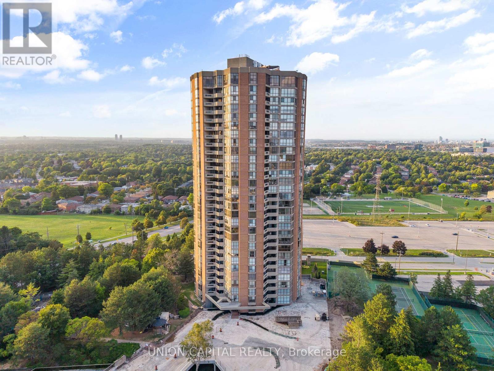 Property image for 2405 - 85 SKYMARK DRIVE|Toronto (Hillcrest Village), Ontario M2H3P2