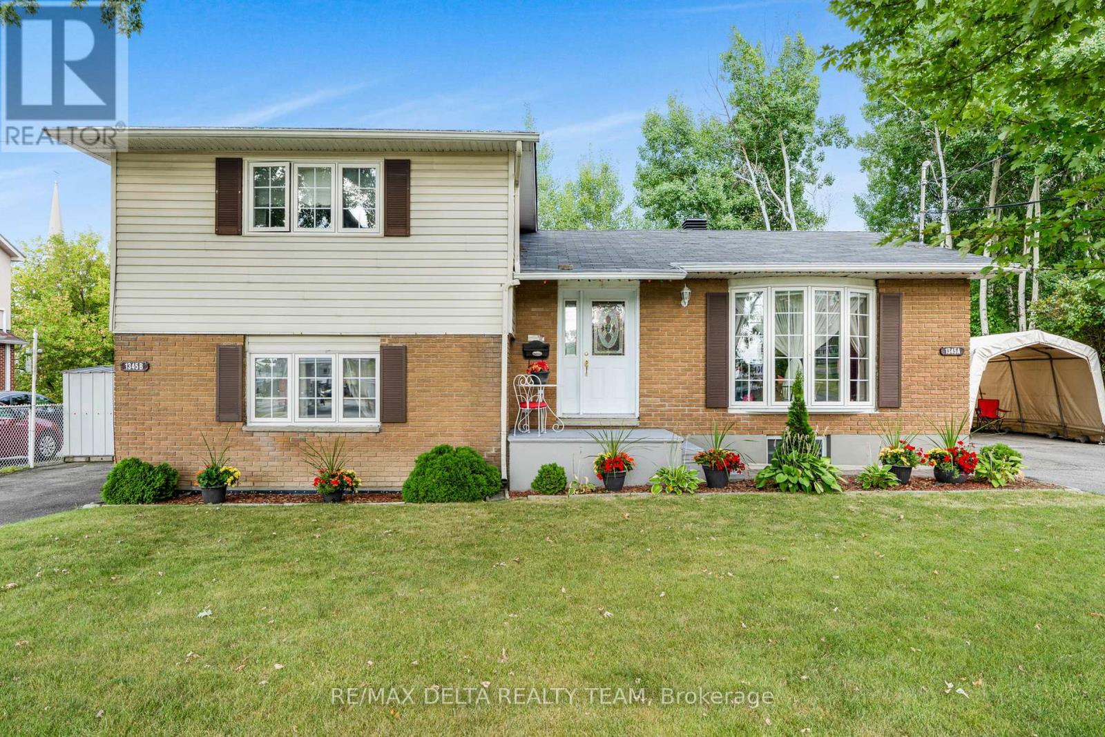 Property image for 1345 BELCOURT BOULEVARD|Ottawa, Ontario K1C1L8