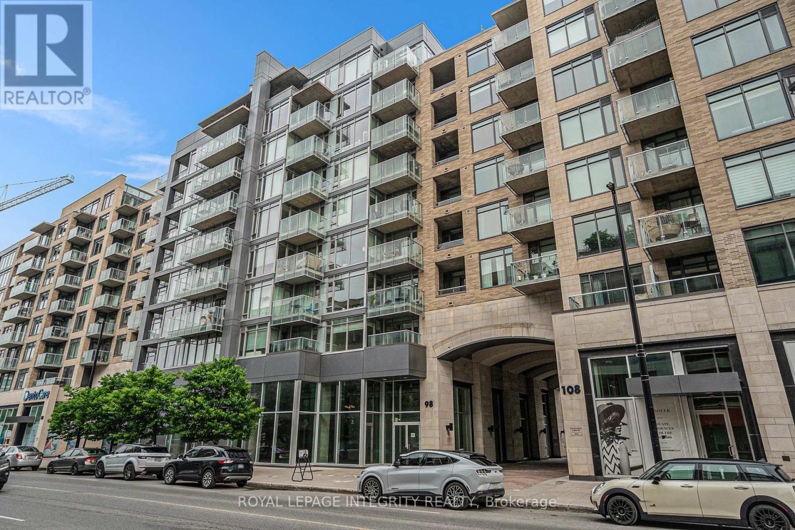 Property image for 304 - 98 RICHMOND ROAD|Ottawa, Ontario K1Z0B2