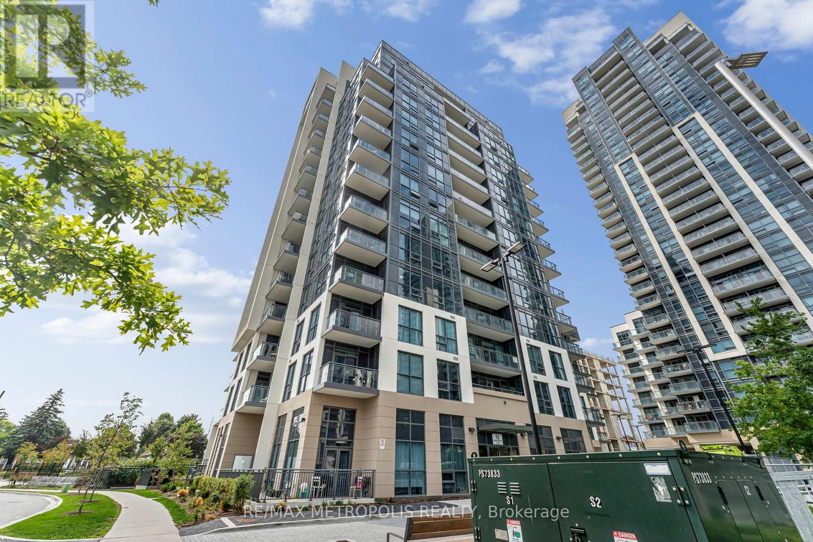 Property image for 403 - 10 MEADOWGLEN PLACE|Toronto (Woburn), Ontario M1G0A8