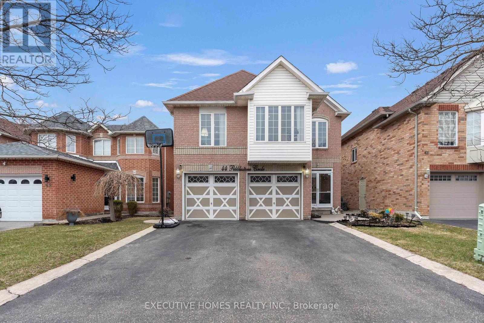 Property image for 44 PEBBLESTONE CIRCLE|Brampton (Brampton West), Ontario L6X4N2