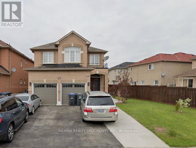 4 FALLSTAR CRESCENT|Brampton (Fletcher's Meadow), Ontario L7A2J5