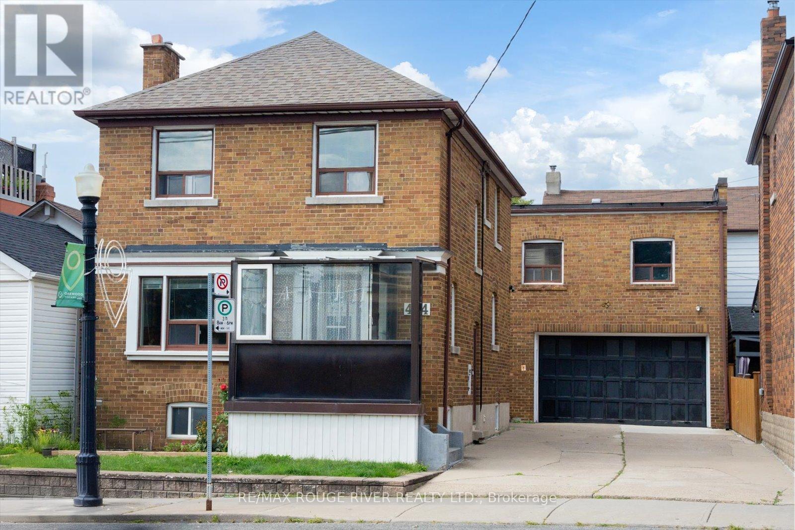 Property image for 424 OAKWOOD AVENUE|Toronto (Oakwood Village), Ontario M6E2W3