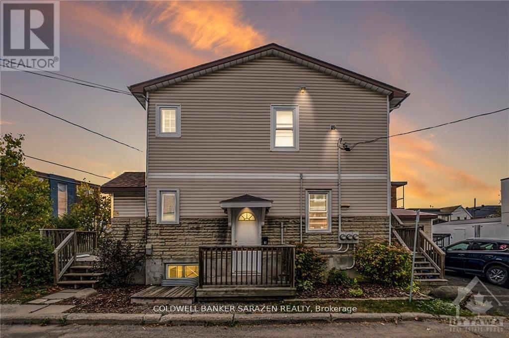 136 DESCHAMPS AVENUE|Ottawa, Ontario K1L5Z6