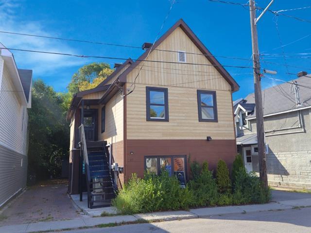41 Rue St-Hyacinthe|Gatineau (Hull), Quebec J8X2V1