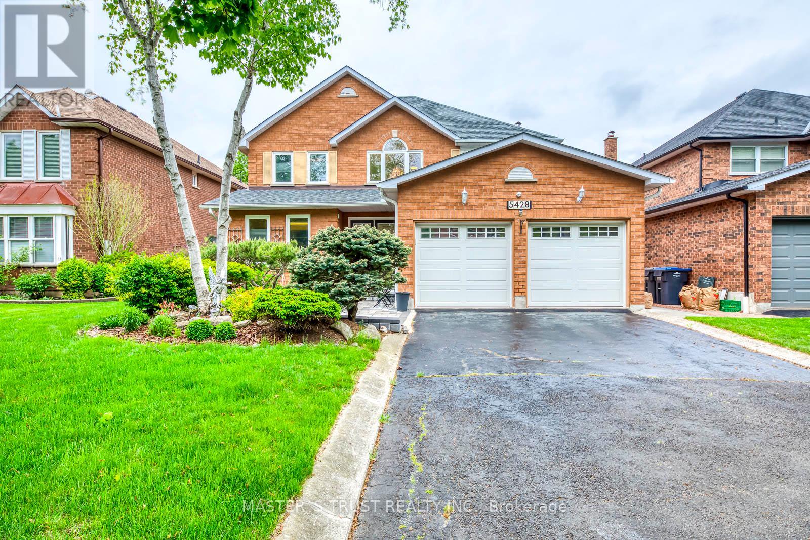 5428 EDENCROFT CRESCENT|Mississauga (East Credit), Ontario L5M4M7
