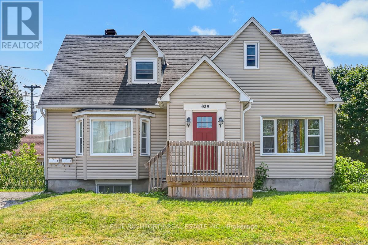 636 CLARKE AVENUE|Ottawa, Ontario K1K0Y5