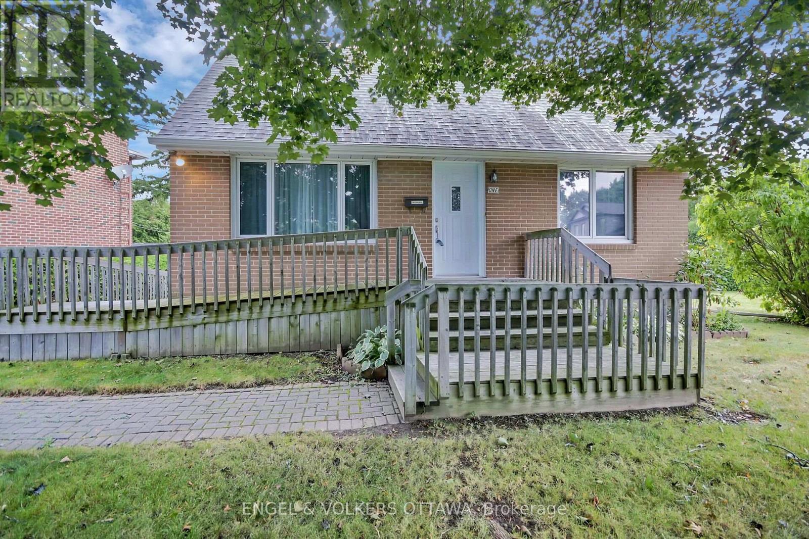 Property image for 1 JOAN STREET|Ottawa, Ontario K2G1H9
