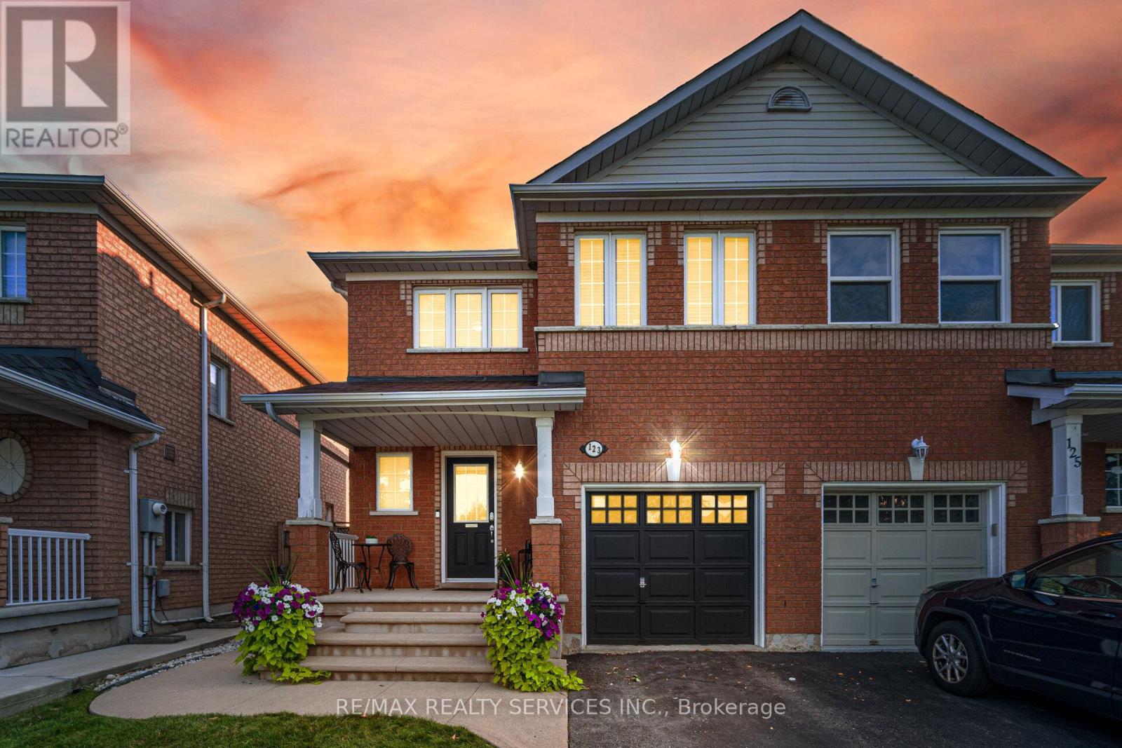 123 FARTHINGALE CRESCENT|Brampton (Fletcher's Meadow), Ontario L7A1W9