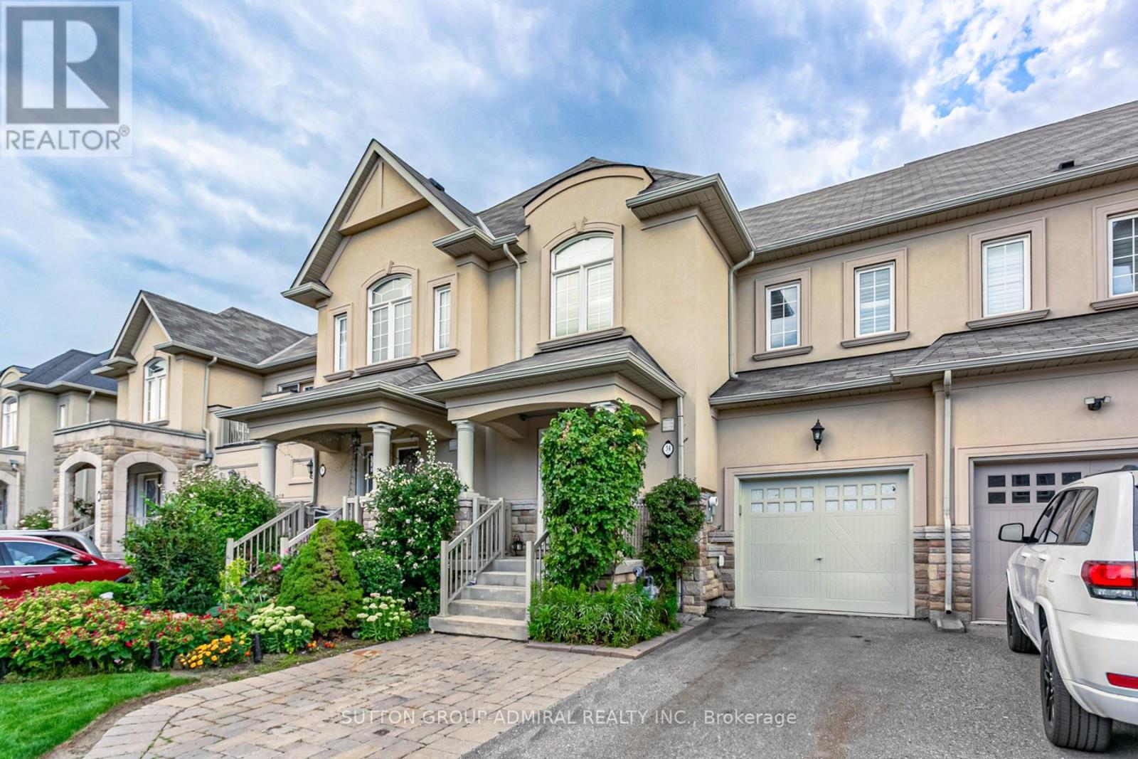 Property image for 34 BEACHVILLE CIRCLE|Brampton (Credit Valley), Ontario L6X0V3