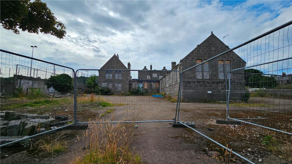 Property image for Frmr Primary School, Victoria Road, Aberdeen, Aberdeenshire, AB11