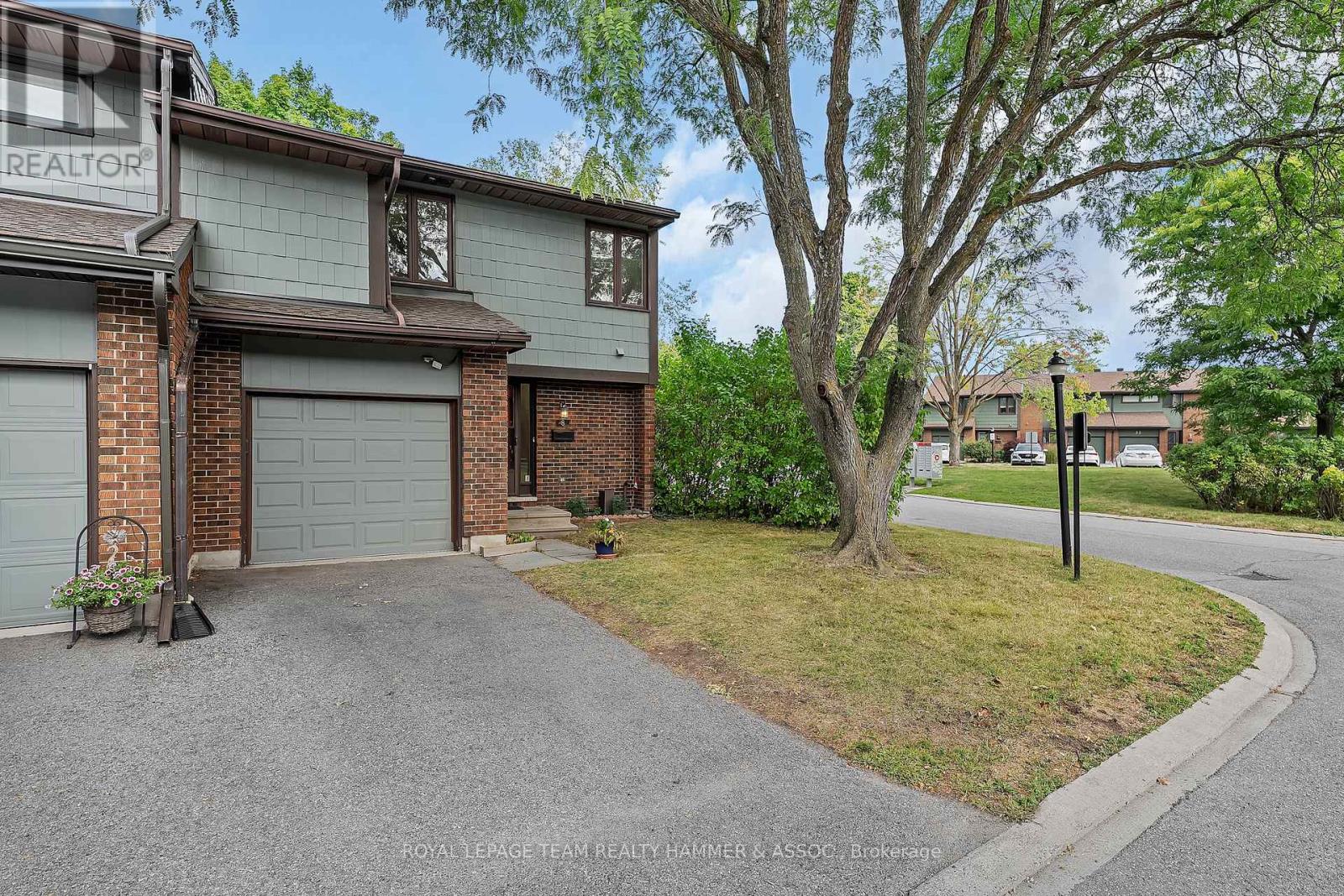 Property image for 8 CHISHOLM COURT|Ottawa, Ontario K2K1E2
