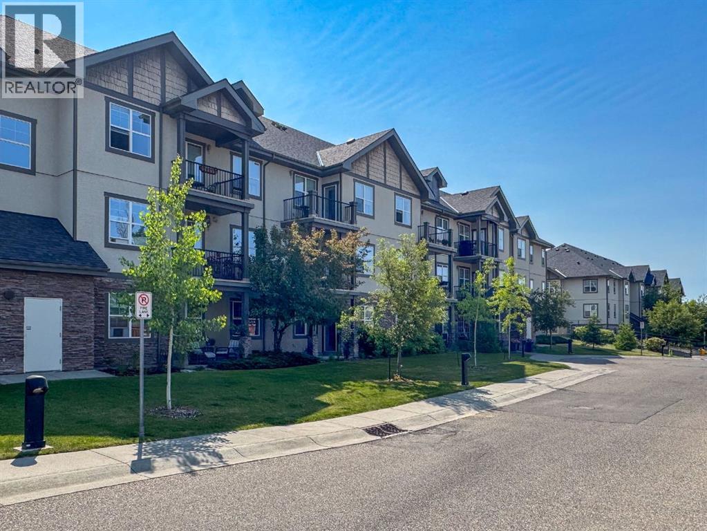 211, 25 Prestwick Drive SE|Calgary, Alberta T2Z4Z1