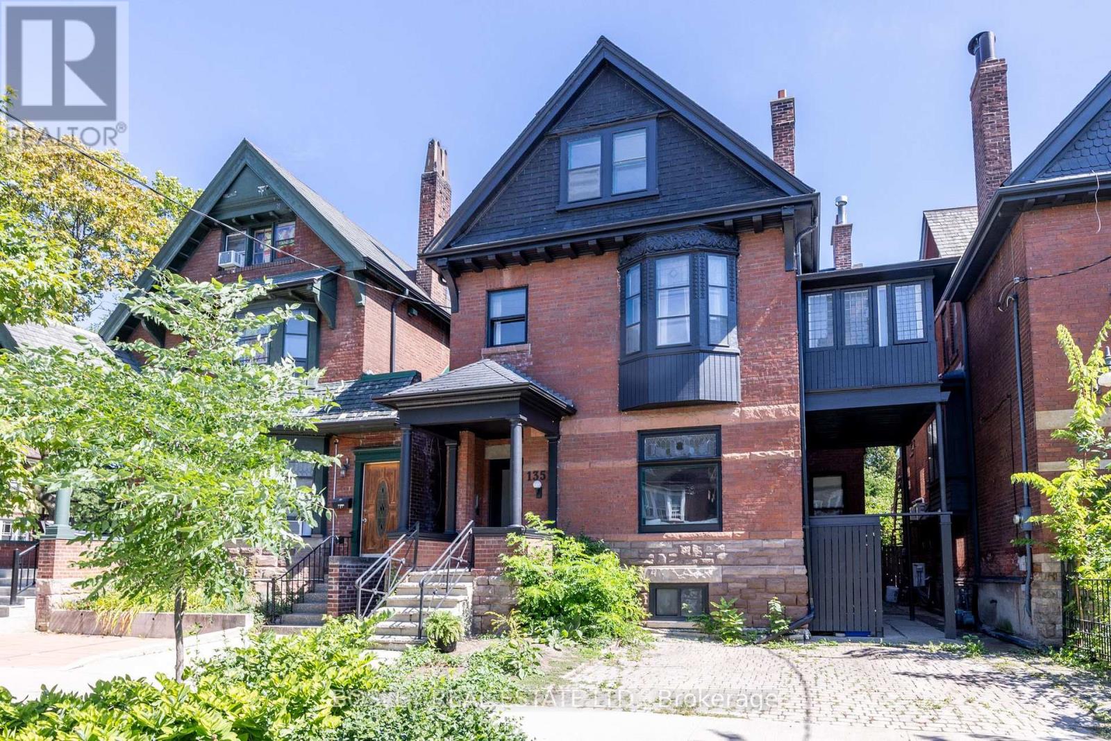 135 MADISON AVENUE|Toronto (Annex), Ontario M5R2S3