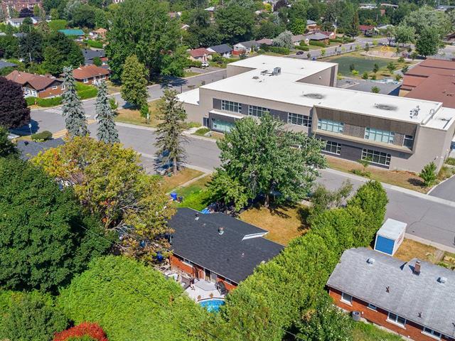 13Z Rue Villeneuve|Gatineau (Hull), Quebec J8Y1L1